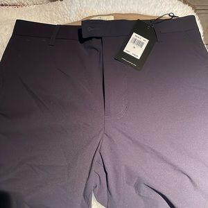 Size 29 NWT Bermuda shorts in a smoke free home